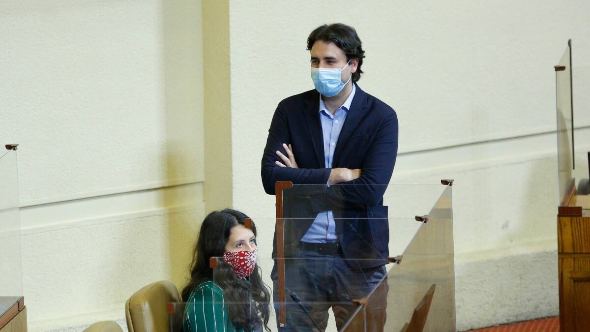 Frente Amplio pierde a otros dos diputados: Mirosevic y Bernales dejaron el conglomerado