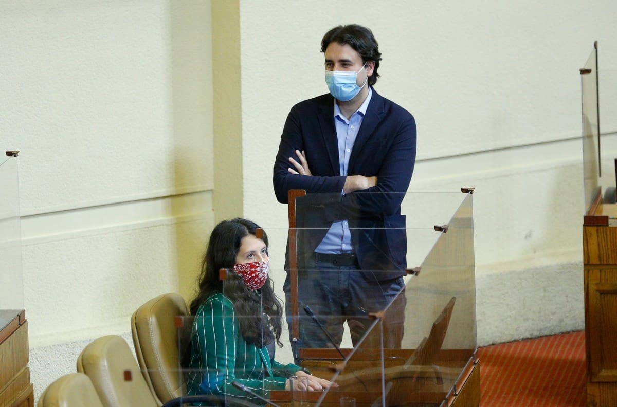 Frente Amplio pierde a otros dos diputados: Mirosevic y Bernales dejaron el conglomerado