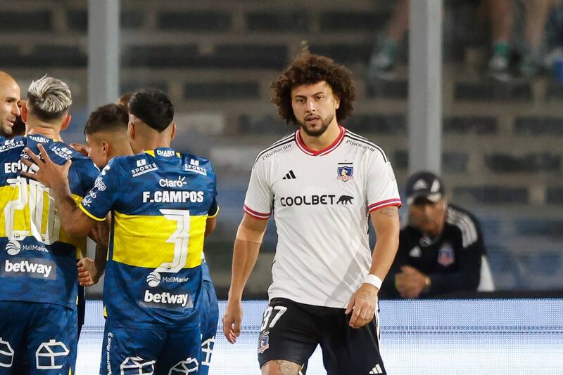 Maximiliano Falcón conoció su sanción tras ser expulsado en Colo Colo vs Everton.