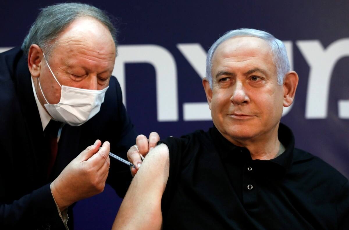 Israel cedió datos de sus pacientes y aceptó sobreprecios a cambio de inmunizar a su población
