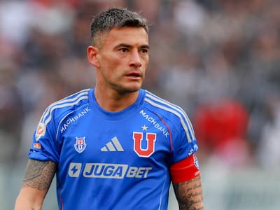 Charles Aránguiz: “Siempre que vengo al Monumental pasan cosas y un compañero se va expulsado”