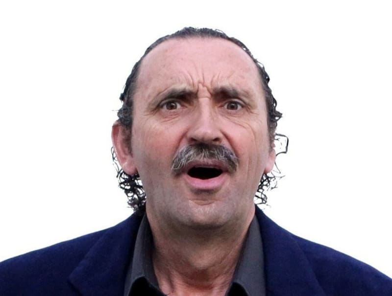 es uno de los invitados de "La Divina Comida"