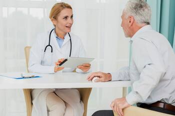 Caja Los Héroes ofrece consultas médicas desde $990: Así puedes acceder al beneficio