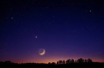 Comenzó la conjunción Luna, Marte y Venus: ¿cómo y cuándo ver la alineación de planetas en el cielo?