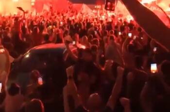 Hinchas del Liverpool entonaron el "You'll Never Walk Alone" como campeones de la Premier League