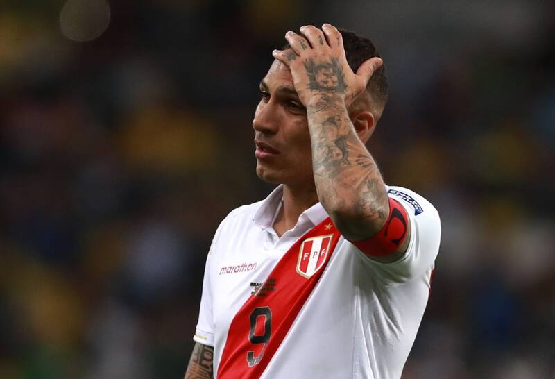 Paolo Guerrero desistió de jugar en Universidad César Vallejo.