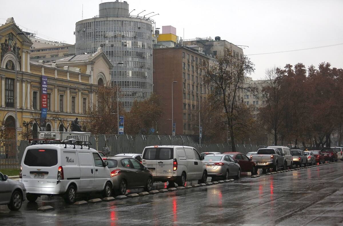 Restricción vehicular: ¿Cuál es el calendario y qué vehículos no podrán transitar este lunes?