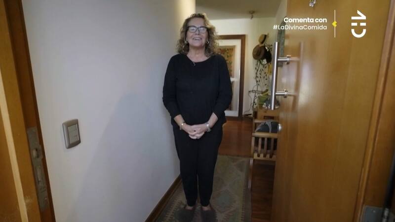 mostró su departamento en televisión.