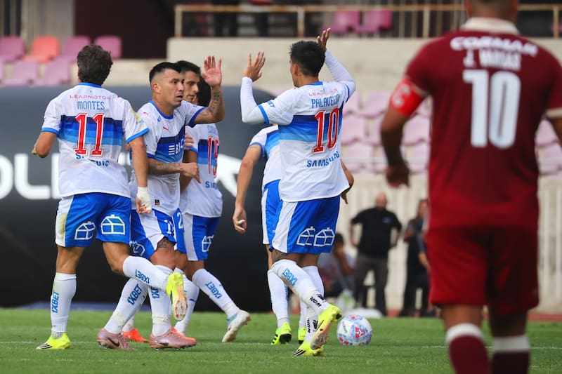 . Los Cruzados en la Liga de Primera. Foto: Agencia Aton.