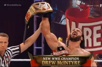 Drew McIntyre venció a Brock Lesnar y se conoronó campeón de la WWE en el Wrestlemania