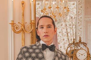 Gritando arriba de un camello: Di Mondo comparte sus paradisíacas vacaciones en las pirámides de Guiza