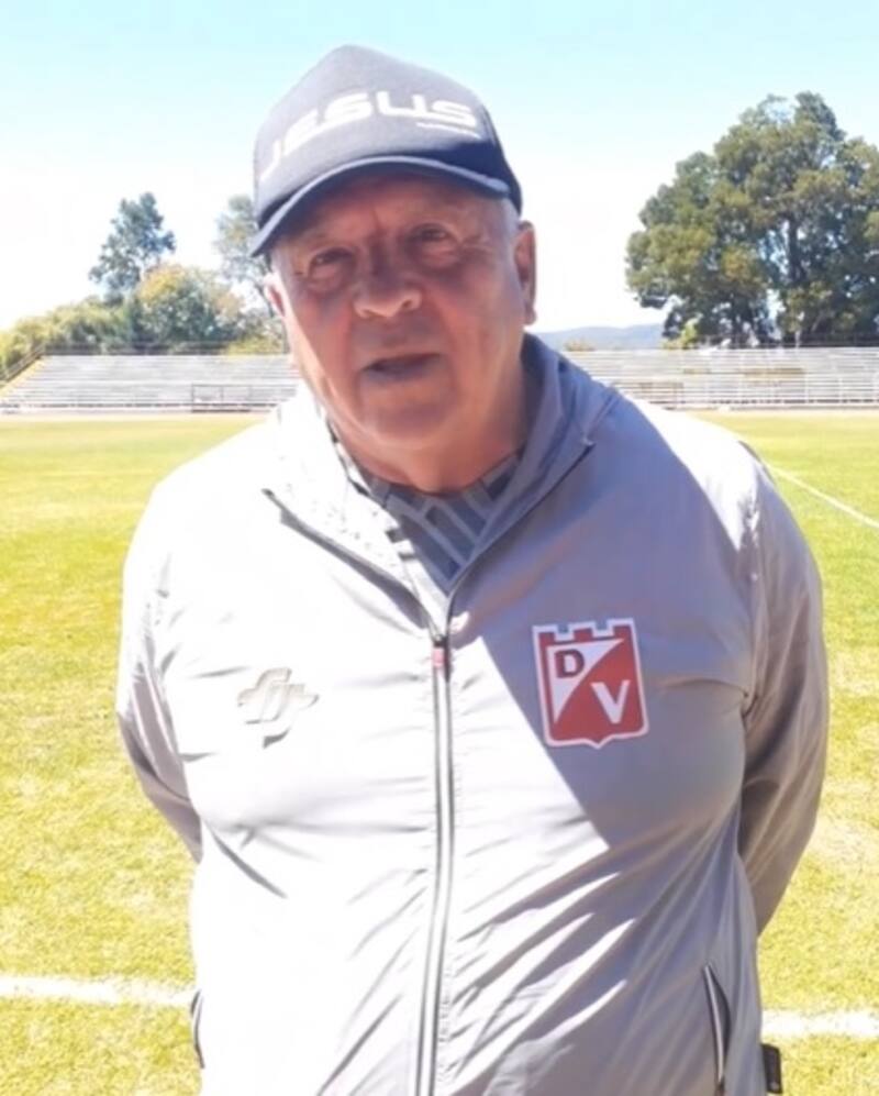 Luis Marcoleta es actualmente entrenador de Deportes Valdivia, equipo de la Segunda División del fútbol chileno.
