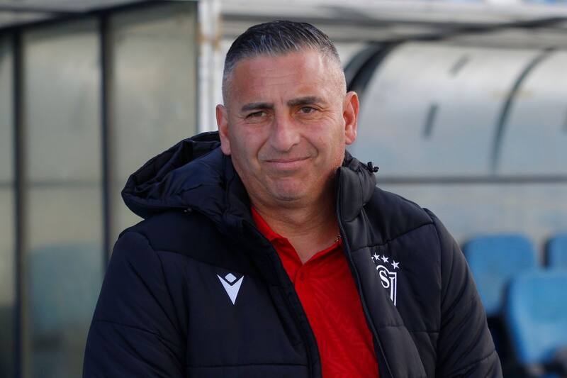 fue este domingo al estadio a apoyar a la Rama Femenina de Wanderers. Foto: Agencia Aton.