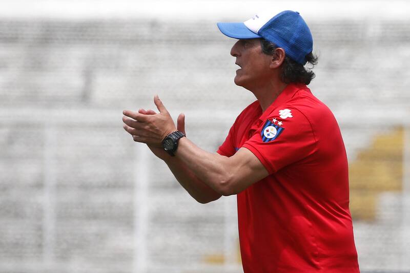 Mario Salas llega a Magallanes. Crédito: Agencia Aton.