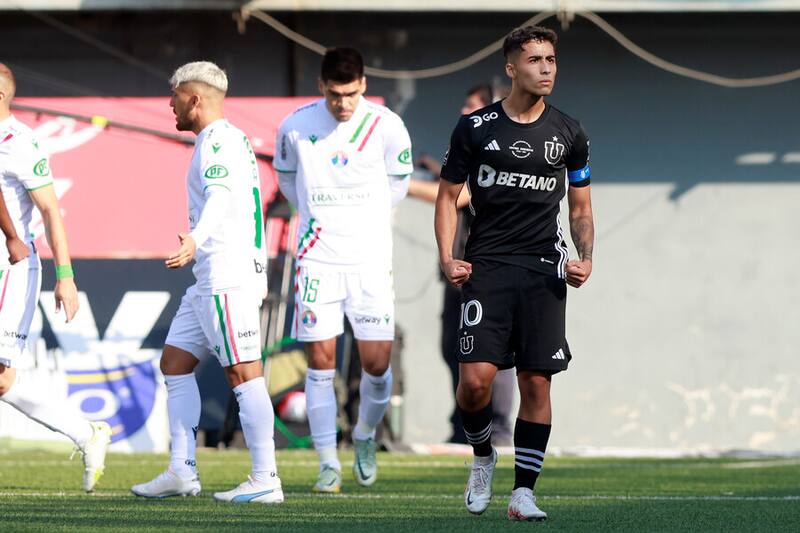 Lucas Assadi será titular en el debut de la U en el Campeonato Nacional. Foto: Aton.