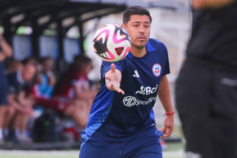 le pidió a Ricardo Gareca ir a ver los partidos de La Roja Sub-20 en Madrid. (Foto: Aton)