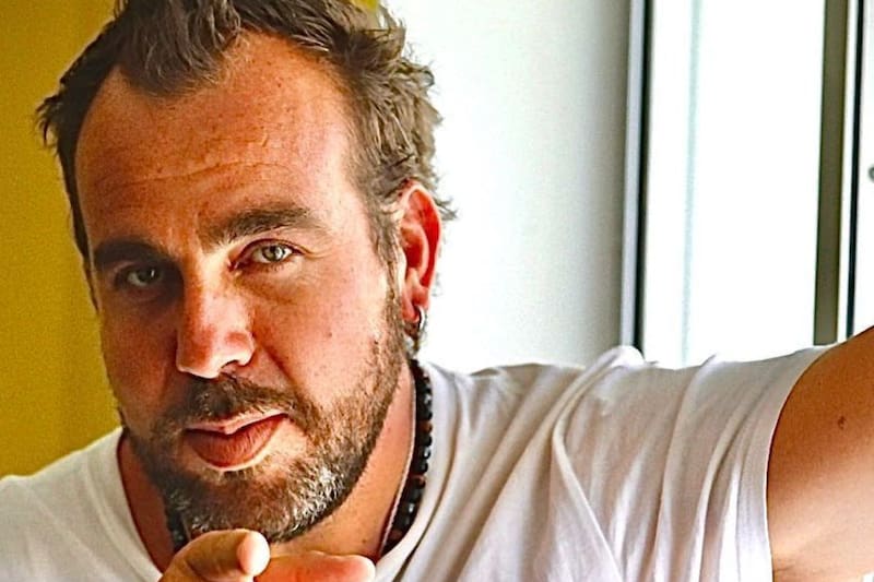 lo pierde todo y se queda sin pantalla