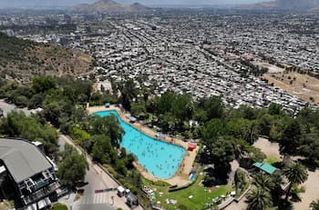 Últimos días para disfrutar de la Piscina Tupahue del Cerro San Cristóbal: Fechas, horarios y precios