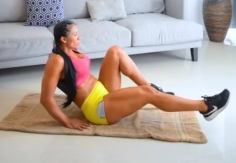 Si quieres tener resultados más rápido, haz el ejercicio de forma constante. | Foto: Ana Mojica Fitness / Youtube