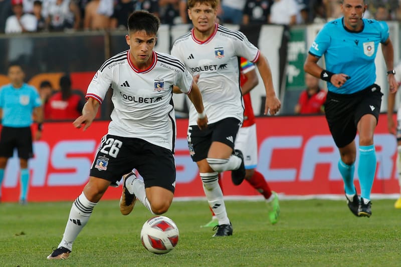 El delantero argentino-chileno saldría de Colo Colo para sumar minutos en el segundo semestre y volver con rodaje a fin de año. (Foto: Agencia Aton)
