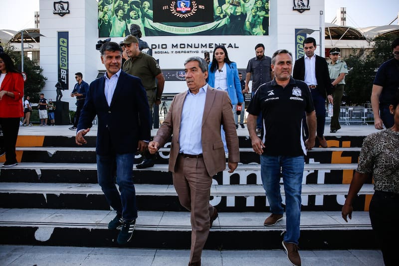 Autoridades inspeccionaron el recinto antes del Superclásico. Foto: Aton.