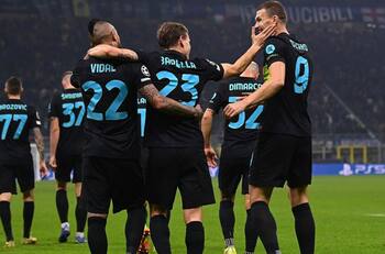 VIDEO | La oportuna asistencia de Arturo Vidal para el gol de Edin Dzeko en Inter de Milán