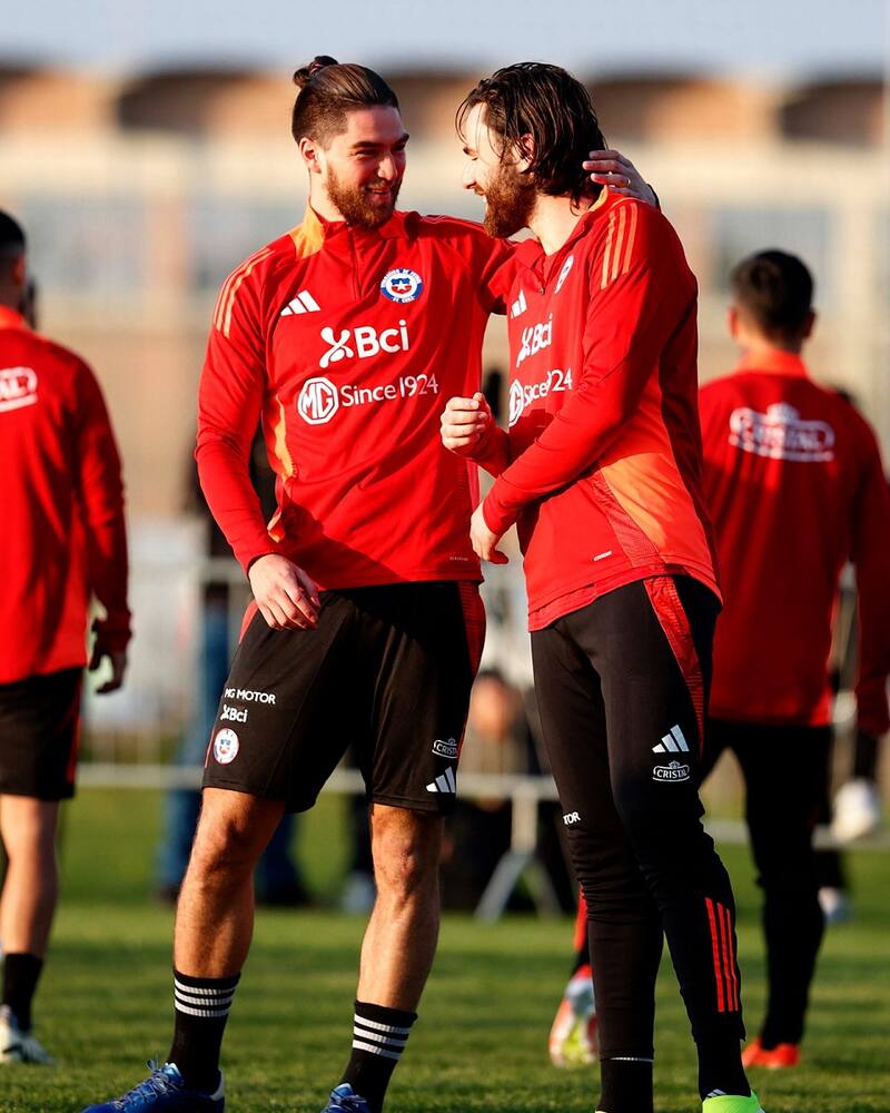 Ben Brereton y Francisco Sierralta. Foto: ANFP