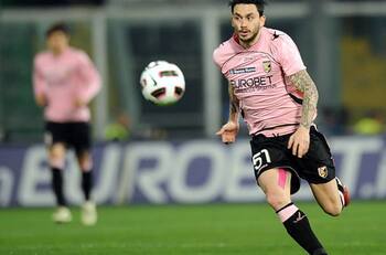 Palermo: Exequipo de Cavani, Dybala y Pinilla está a un paso desaparecer