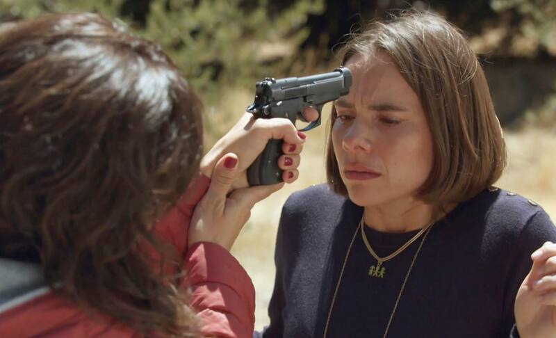 interpreta a Valentina en "Generación 98'"