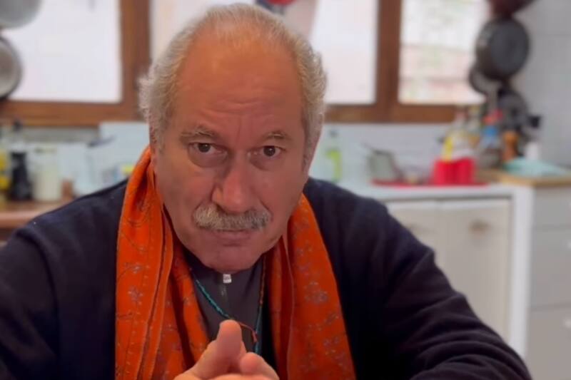 entregó sus predicciones para este viernes.