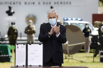 Inmigración ilegal: Sebastián Piñera firmó decreto que aumenta apoyo de FF.AA. para controlarla