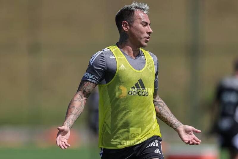 El delantero chileno debutará en el Estadual Mineiro.