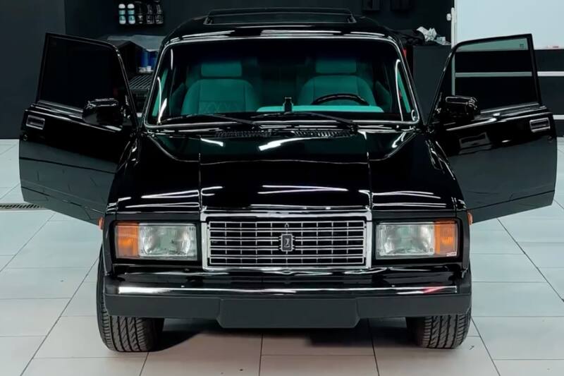 El Lada 2107 modificado del cantante uzbeko Muhammad Ali Navruzov