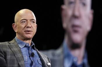 Histórico puente en Róterdam será desmantelado para dar paso al yate de Jeff Bezos