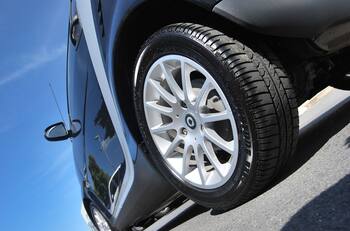 Cómo elegir los neumáticos adecuados para el auto