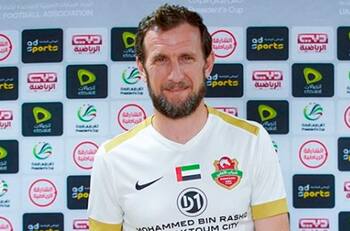 Insólito: DT que jugó en la UC fue despedido antes de su debut