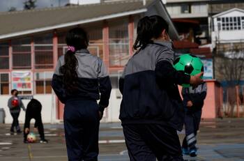 ¿Dónde está Martina? Buscan a niña de 13 años desaparecida hace cinco días en Valparaíso