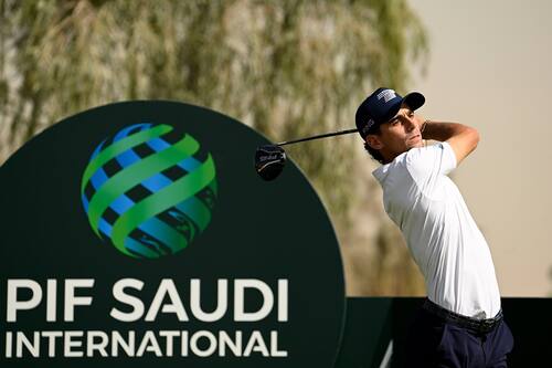 Joaquín Niemann se ubica entre los 100 deportistas mejor pagados del mundo