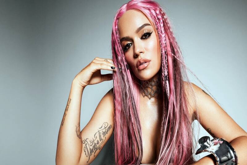 calmó a sus seguidores tras complejo incidente.