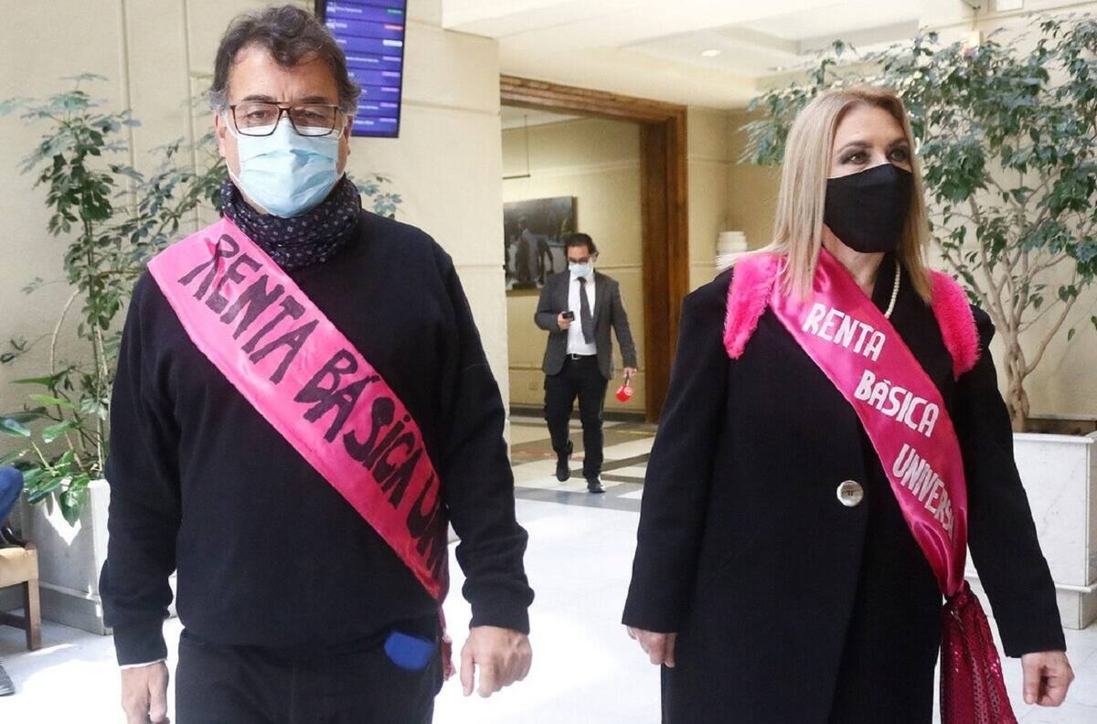 Pamela Jiles avisó fin de su abstinencia si Pablo Maltés gana la elección: "Me preparo como si tuviera 30"