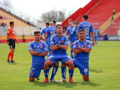 U. de Chile golea a Colo Colo y es el nuevo supercampeón del fútbol chileno