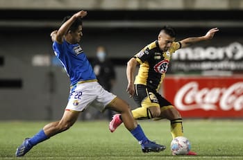 “El fútbol chileno está secuestrado por la mafia de los representantes y los empresarios"