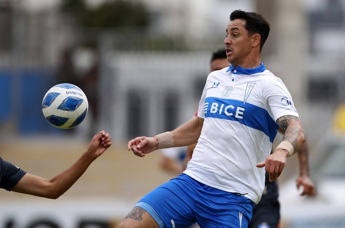 Con el 'Toro' de la UC incluido: Zampedri se codea con Messi y Neymar en ranking de goleadores latinoamericanos