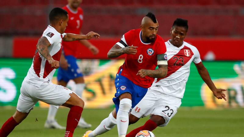 El “plan anti Vidal” que Perú llevará a cabo esta noche ante Chile en el Clásico del Pacífico