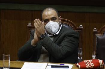 Ministro Ávila sobre deudores del CAE: "se les va a condonar la deuda, considerando variables"