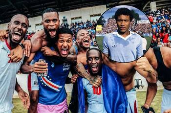 Jugó en el fútbol chileno, lo dirigió Bilardo y hoy celebra la clasificación de Cabo Verde al Mundial