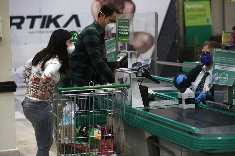 ¿A qué hora abren los supermercados este domingo?