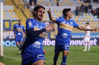 Everton se hizo fuerte de local y derrotó a un alicaído Deportes La Serena