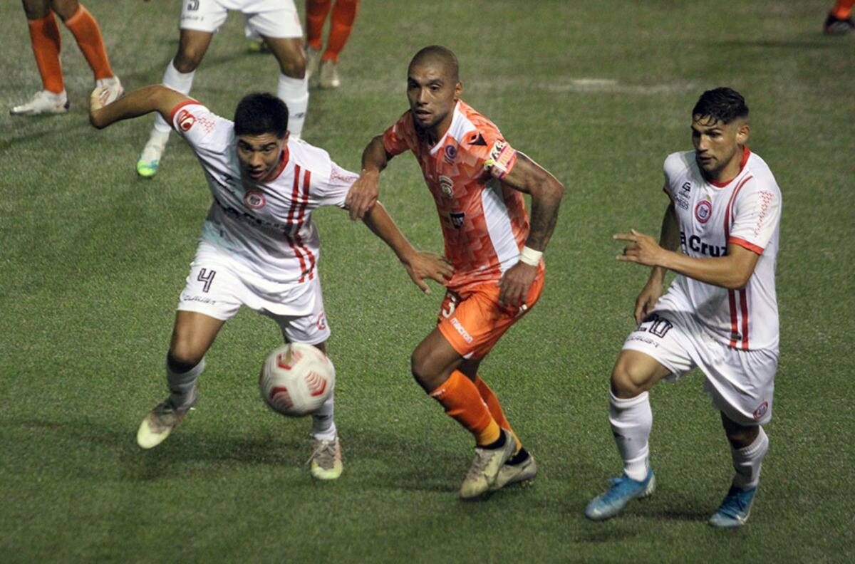 Dos figuras de Cobreloa reconocieron que tuvieron COVID y contaron cómo les afectó ante Deportes Copiapó