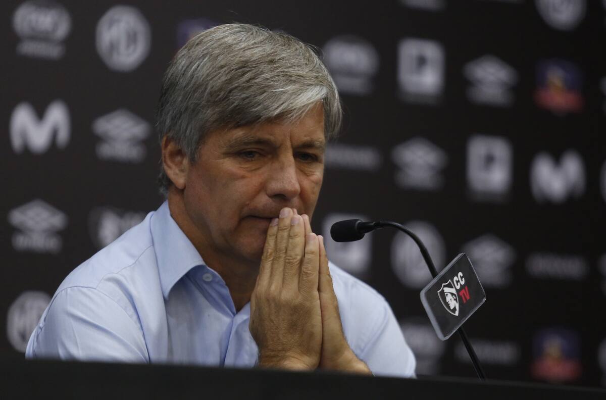 Furiosos: Hinchas de Colo Colo piden salida de Harold Mayne Nicholls por polémicos dichos